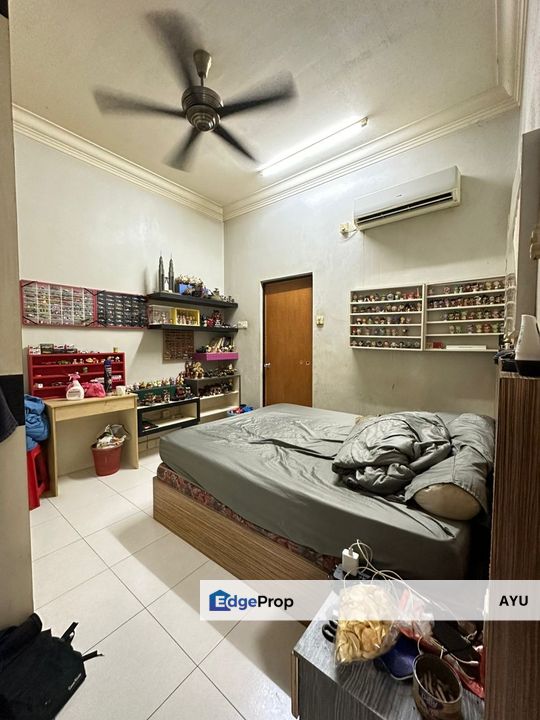 Taman Sutera Utama Skudai Double Storey Terrace House Endlot, Johor, Skudai