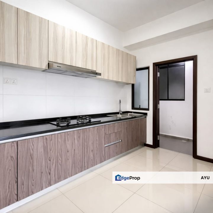 Molek Regency Condominium Intermediate Unit Partially Furnished, Johor, Johor Bahru
