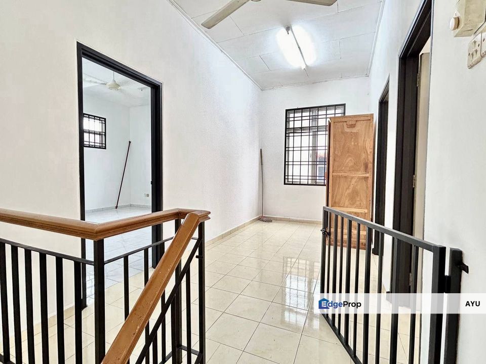 Taman Nusa Indah Double Storey Terrace House End Lot, Johor, Nusajaya