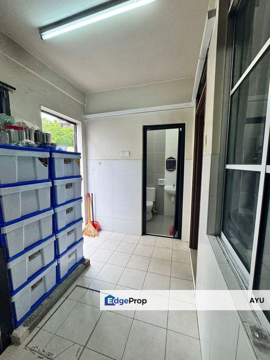 Taman Nusa Sentral Double Storey House Corner Lot, Johor, 