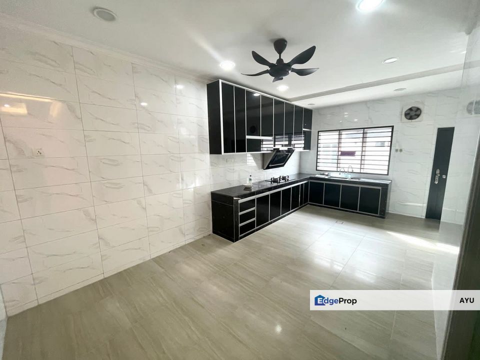 Taman Flora Heights Pasir Gudang Double Storey Terrace House, Johor, Pasir Gudang