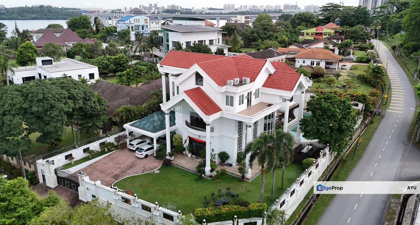 Taman Stulang Laut Three Storey Bungalow, Johor, Johor Bahru