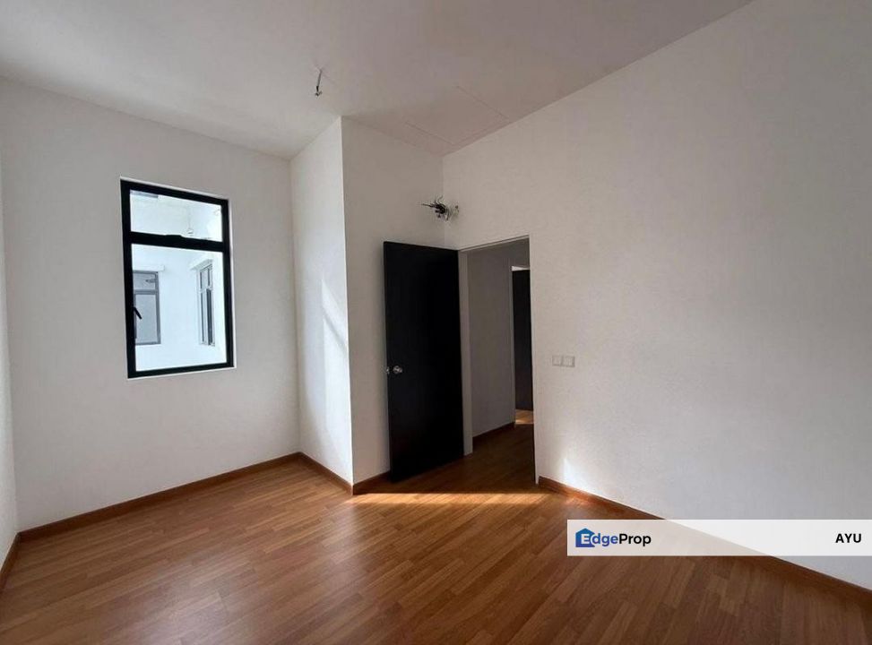 The Commune Eco Botanic 2 Double Storey Link Cluster, Johor, Nusajaya