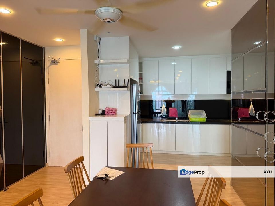 Sky Loft Premium Suites Fully Furnished Renovated, Johor, Johor Bahru