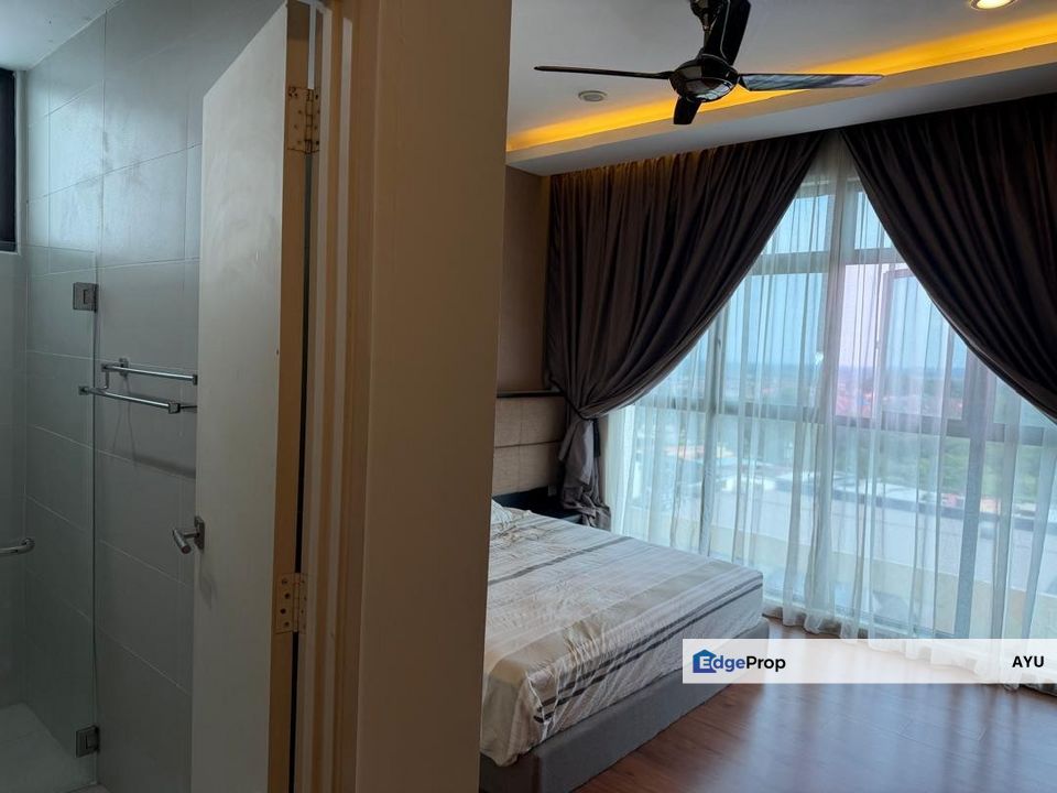 Sky Loft Premium Suites Fully Furnished Renovated, Johor, Johor Bahru