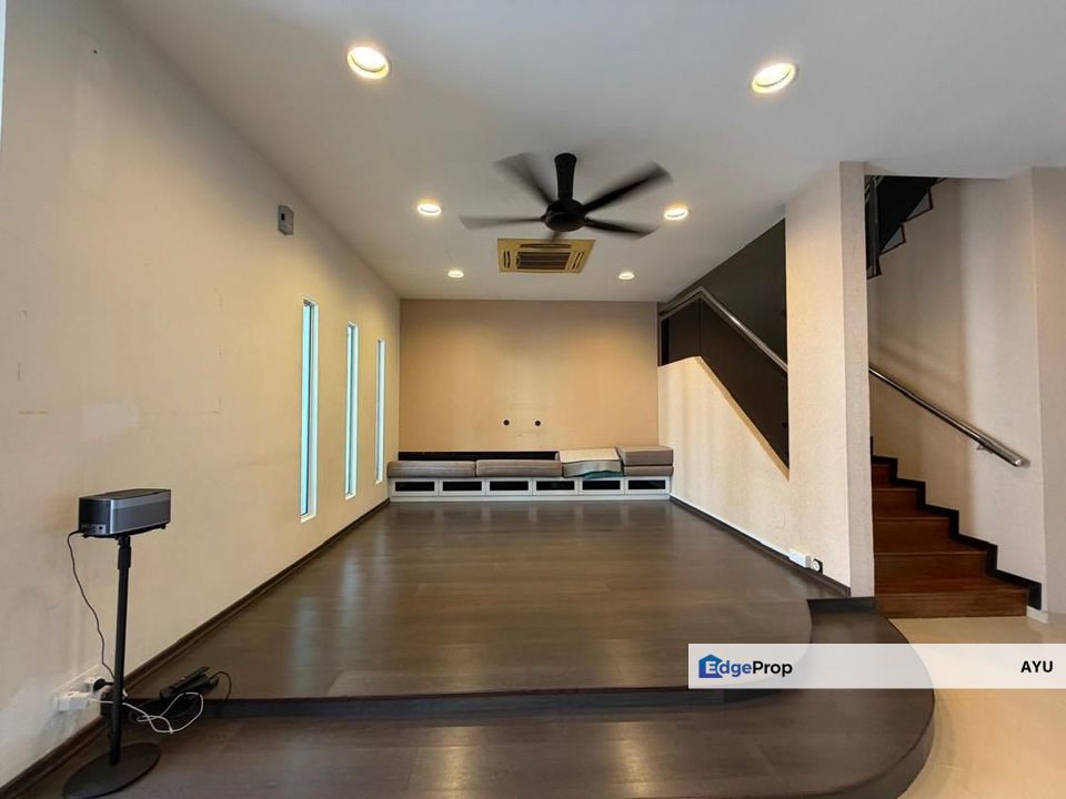 Taman Amira Perling Double Storey Semi-D House, Johor, Johor Bahru