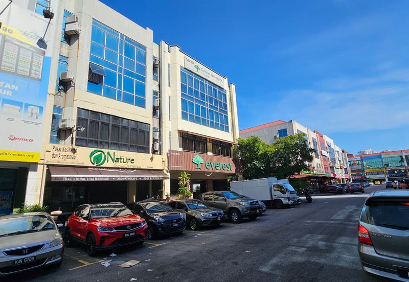 G Floor Shoplot for rent @ Bandar Puteri Puchong 