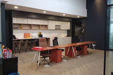 i32 Puchong Industrial Park