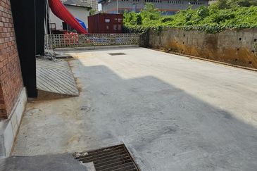 i32 Puchong Industrial Park