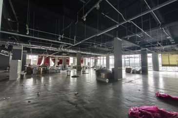 Jalan Kenari, Bandar Puchong Jaya