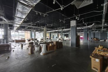 Jalan Kenari, Bandar Puchong Jaya