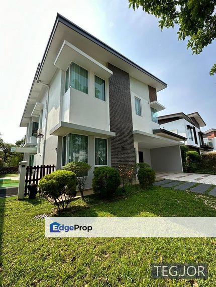 Facing Lake View Serene Environment Setia Duta Setia Eco Park Bungalow, Selangor, Setia Eco Park