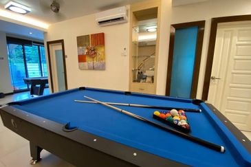 Sell with Short Term Rental Business Subang Jaya SS17 2 Sty Corner House