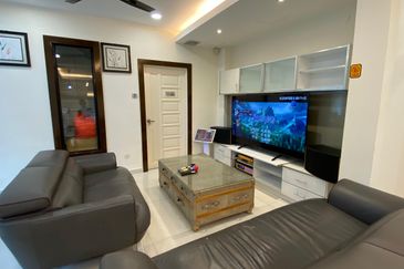 Sell with Short Term Rental Business Subang Jaya SS17 2 Sty Corner House