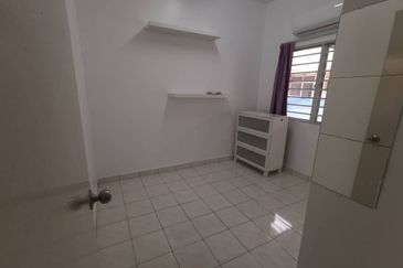 Jalan Setia Impian U13/3L