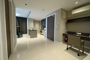 Aria Luxury Residence