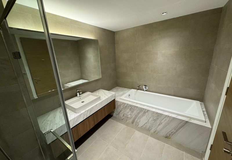 Aria Luxury Residence