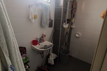 Ayu Impian, Alam Nusantara