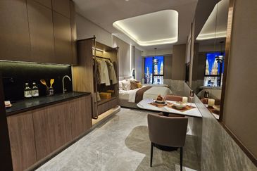 Divine KLCC – Branded Residences | GRR | Dual-Key Flexibility | Malaysia’s Tallest 360° Rooftop Bar