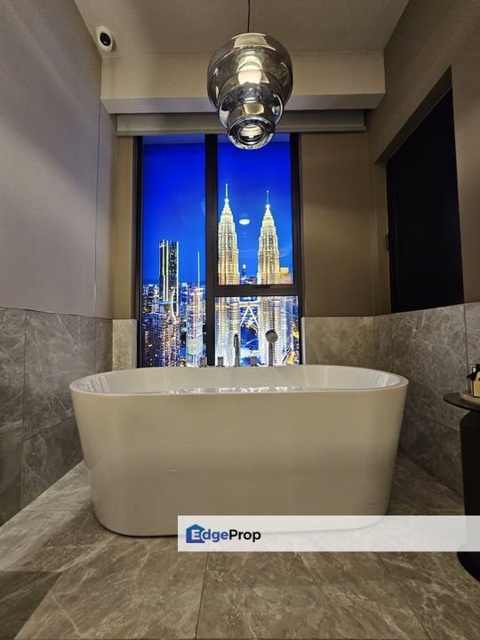 Divine KLCC – Branded Residences | GRR | Dual-Key Flexibility | Malaysia’s Tallest 360° Rooftop Bar, Kuala Lumpur, KLCC