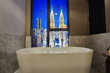 Divine KLCC – Branded Residences | GRR | Dual-Key Flexibility | Malaysia’s Tallest 360° Rooftop Bar