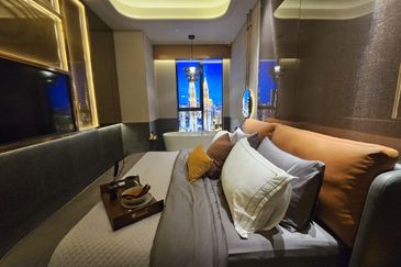 Divine KLCC – Branded Residences | GRR | Dual-Key Flexibility | Malaysia’s Tallest 360° Rooftop Bar