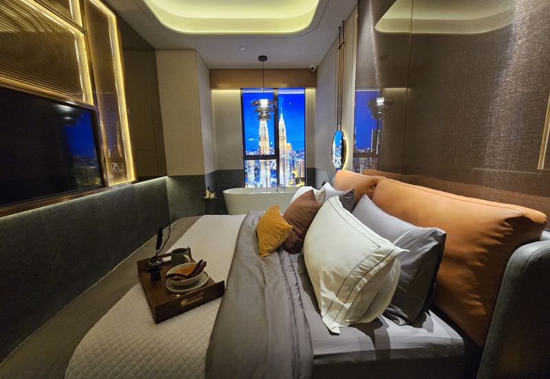 Divine KLCC – Branded Residences | GRR | Dual-Key Flexibility | Malaysia’s Tallest 360° Rooftop Bar