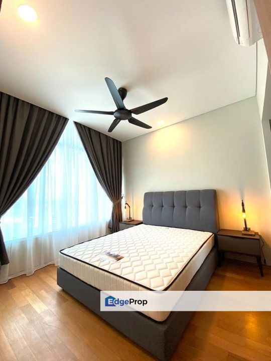 Fully Furnished Good Condition Sky Suites KLCC 3 Bedroom For Sale, Kuala Lumpur, KLCC