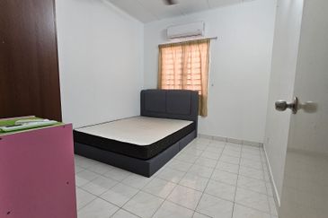Newly Renovated Fully Furnished Setia Impian 3 Facing Open 2-Sty House