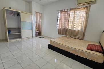 Newly Renovated Fully Furnished Setia Impian 3 Facing Open 2-Sty House