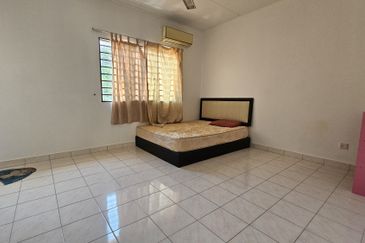 Newly Renovated Fully Furnished Setia Impian 3 Facing Open 2-Sty House