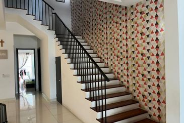 Duta Villa, Setia Alam