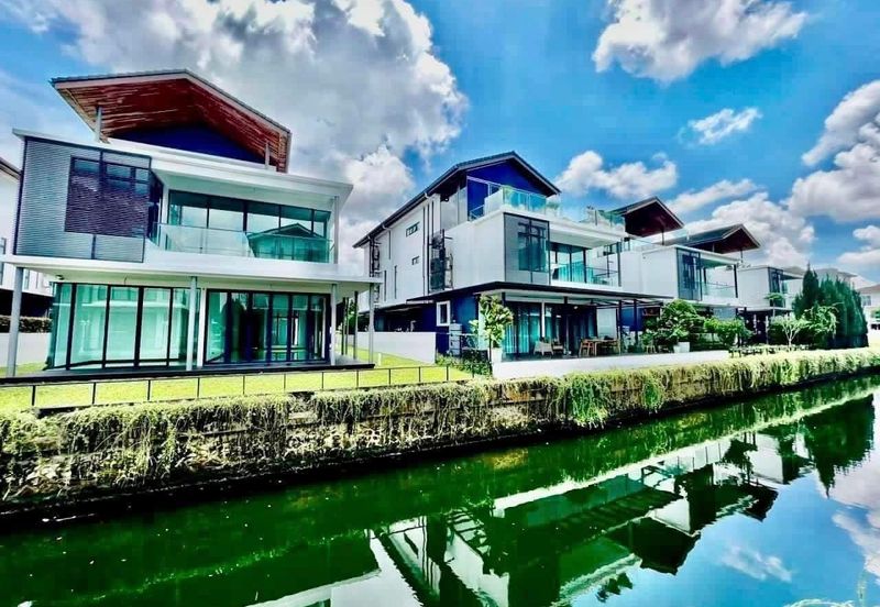 Johor Bahru Permas Jaya Senibong Cove Three Storey Bungalow House for Sale near Aeon Mall Permas Jaya