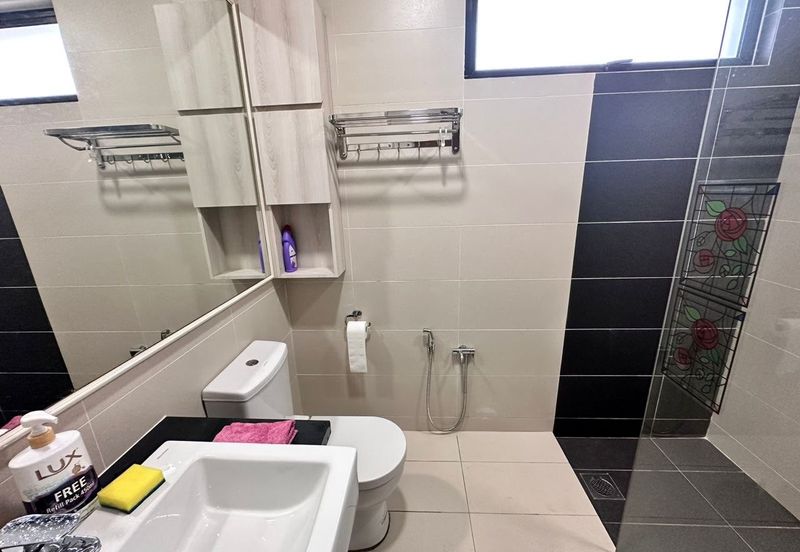 The Canal Garden South, Horizon Hills