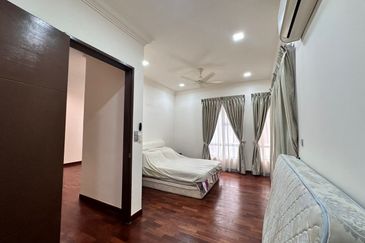 The Canal Garden South, Horizon Hills