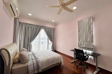 The Canal Garden South, Horizon Hills