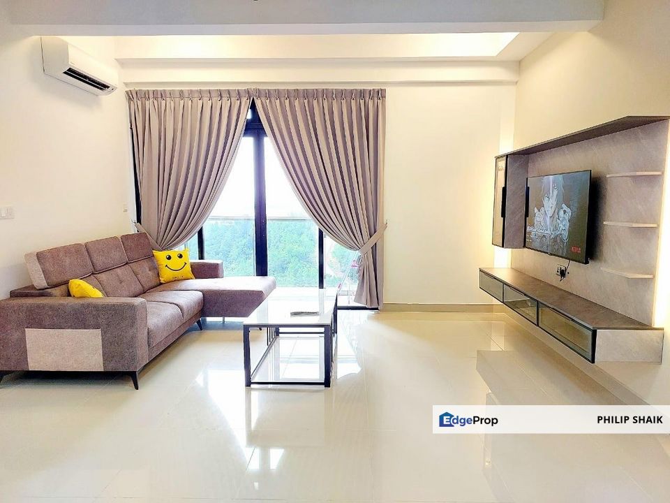 Johor Iskandar Puteri Meridian 2 ( Ramada Hotel ) @ Medini Condominium Renovated 2 Bed 2 Bath Fully Furnished for Sale, Johor, 