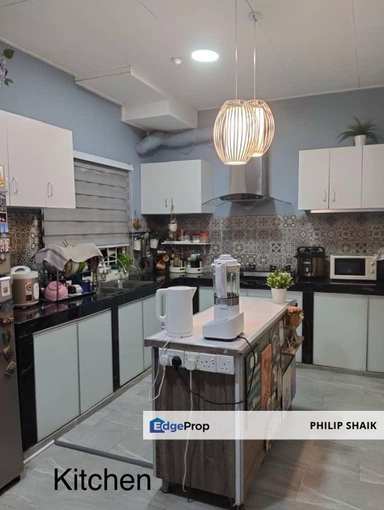 Johor Kulai Fully Renovated 2.5 Storey House for Sale near Indahpura, Bandar Putra IOI, Johor, Kulai