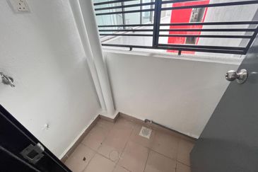 Dedaun Hijau (Greenfield Regency)