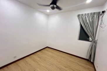 Dedaun Hijau (Greenfield Regency)