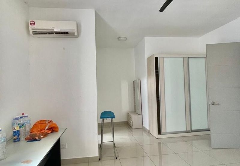 Horizon Hills @ The Green / Double Storey Terrace House