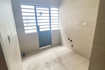 The Canal Garden South, Horizon Hills