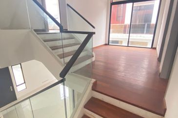 The Canal Garden South, Horizon Hills