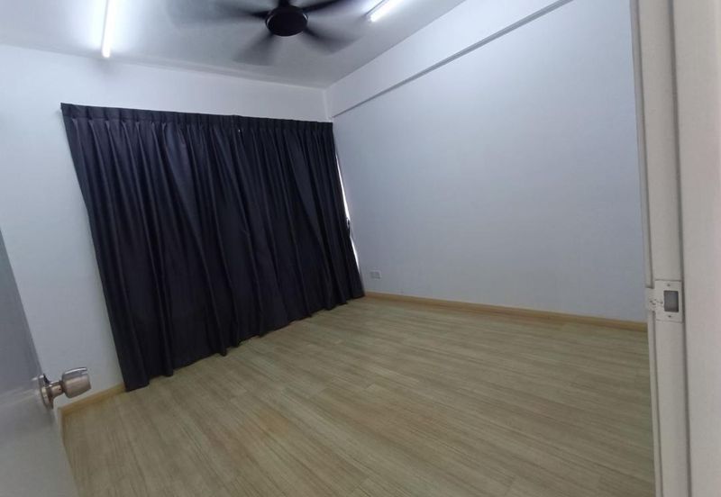 Midas Perling Apartment