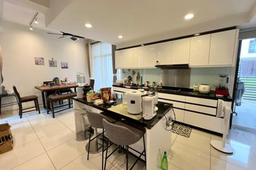 Avira Garden Terraces @ Medini