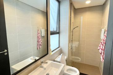 Avira Garden Terraces @ Medini