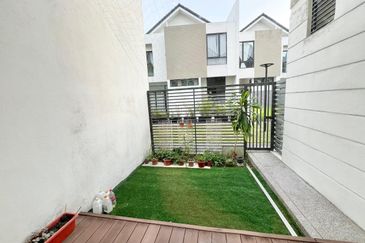 Avira Garden Terraces @ Medini