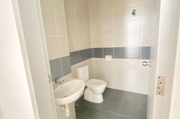 The Canal Garden South, Horizon Hills