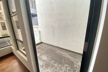 The Canal Garden South, Horizon Hills