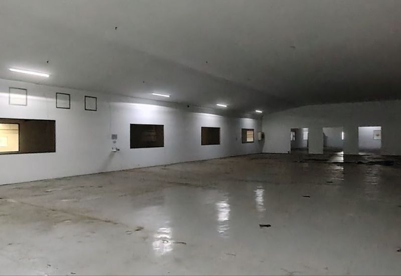 Detached Factory for rent tmn Sri Yaacob 